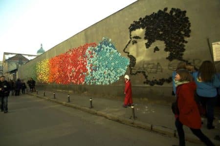 Street Art: une invasion d’origamis à Cluj-Napoca Origamis à Cluj-Napoca, capitale européenne de la jeunesse