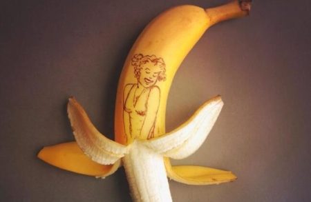Avant de les manger, cet artiste transforme les bananes en œuvres d’art Stephan Brusche, art banane