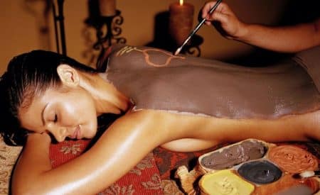 Le Rhassoul : une argile cosmétique naturelle et bienfaisante Rhassoul, bien-être, peau, cheveux