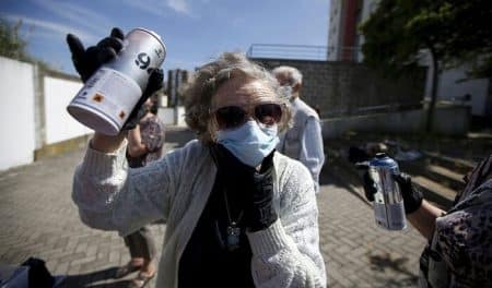 À Lisbonne, un gang de mamies s’est mis au street-art