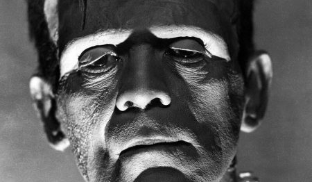 Frankenstein, greffe de tête d'un humain sur un autre corps