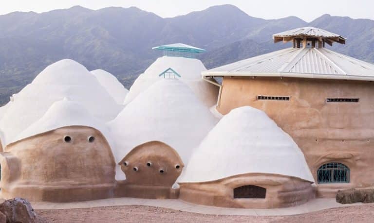 Une maison bioclimatique en forme de dôme au Costa Rica