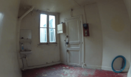 Une chambre de bonne de 8m² réaménagée en espace de vie agréable Chambre de 8m² aménagée
