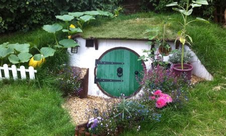 Comment construire une maison de hobbit dans votre jardin ? Construire une maison de hobbit dans son jardin, Ashley Yeates