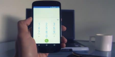 Lien entre cancers du cerveau et ondes des téléphones: des études contradictoires Smartphone, Ondes, Cancers, Etudes