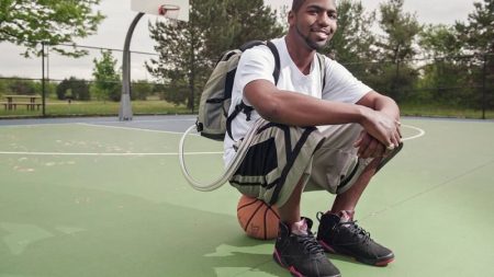 Cet homme a vécu sans cœur pendant 18 mois, sans problème Stan Larkin a vécu sans cœur pendant 18 mois