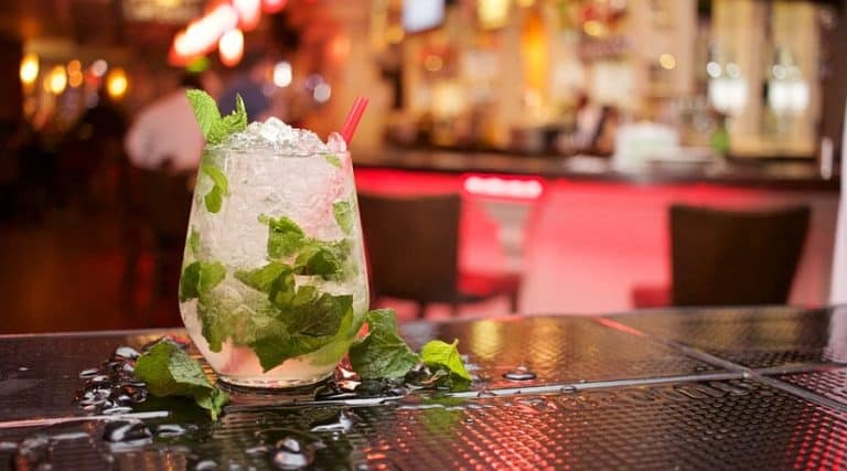 Un alcool garanti sans gueule de bois d&rsquo;ici 2050 ?