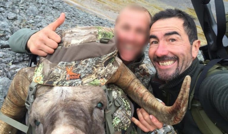 Ces célébrités qui ont tué pour le plaisir de poser avec leur proie