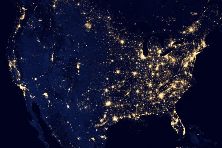 Lumière artificielle : une source de pollution de la Terre qui grandit