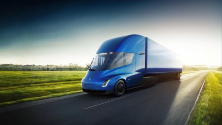 Tesla Semi : tout sur le premier semi-remorque 100 % électrique