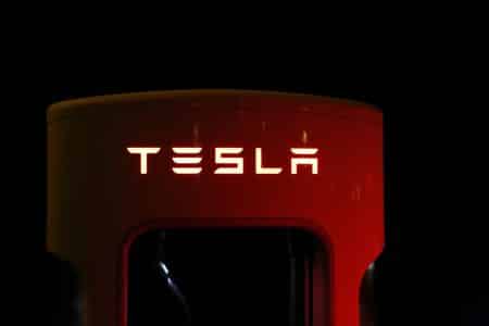 Tesla prepare des batteries dotes d’une longévité d’un million et demi de kilomètres Tesla
