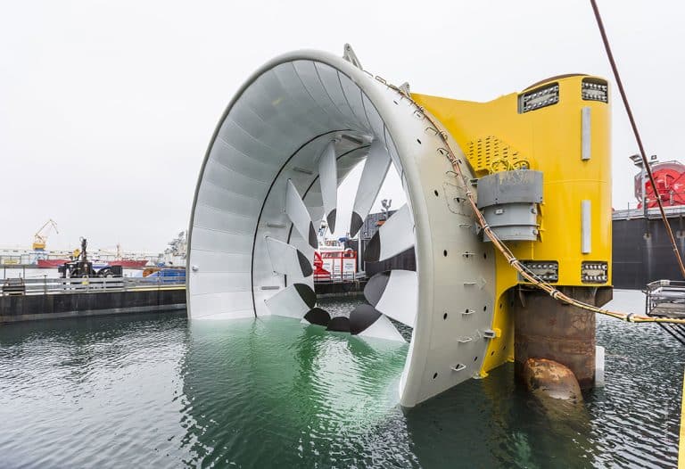 Île-de-Bréhat : une hydrolienne installée pour rien ?