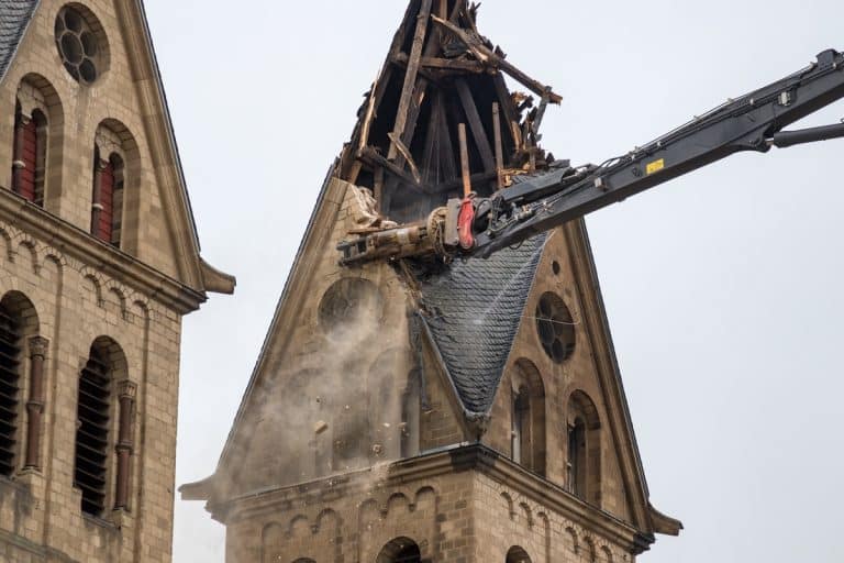 En Allemagne, une mine de lignite s&rsquo;agrandit aux dépens d&rsquo;une église