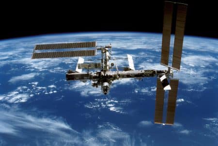 Des microbes identifiés par des astronautes dans l’espace
