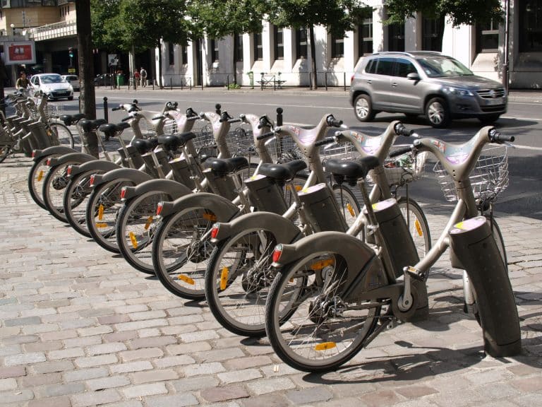 Fiasco du Vélip&rsquo; parisien : seulement 12 % de pistes, de nombreux clients dédommagés
