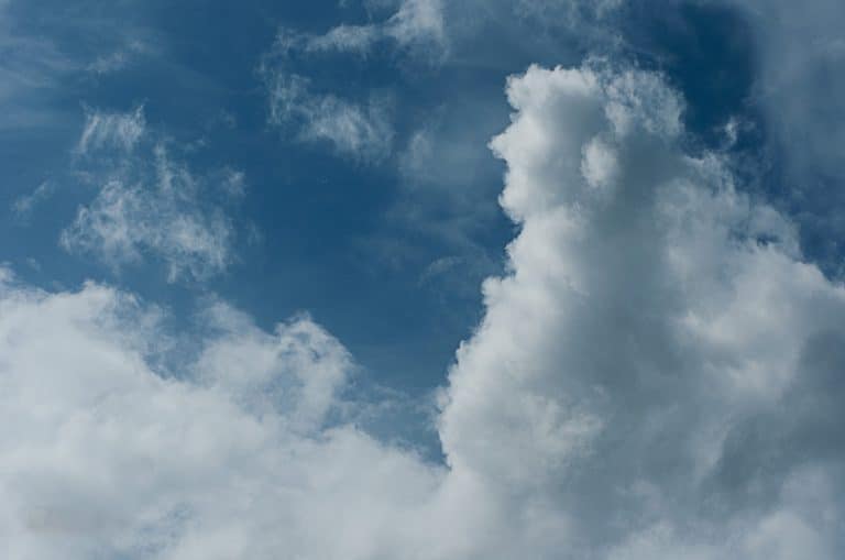 La couche d’ozone en déclin au-dessus des régions peuplées