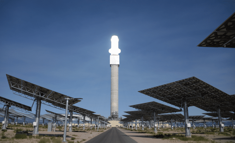 Des panneaux solaires qui produisent de l’électricité la nuit ?