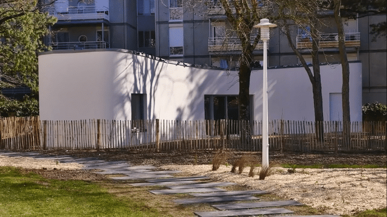 Nantes : inauguration d&rsquo;Yhnova, la première maison française imprimée en 3D