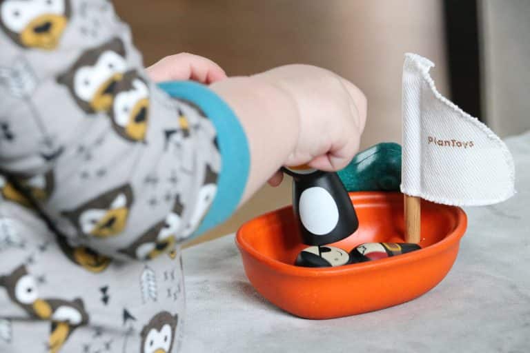Remplacez le plastique par le bois pour les jouets d’enfants
