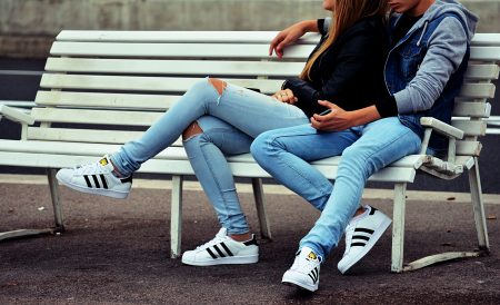 Adidas s’engage à remplacer le plastique de ses produits par du plastique 100 % recyclé Adidas