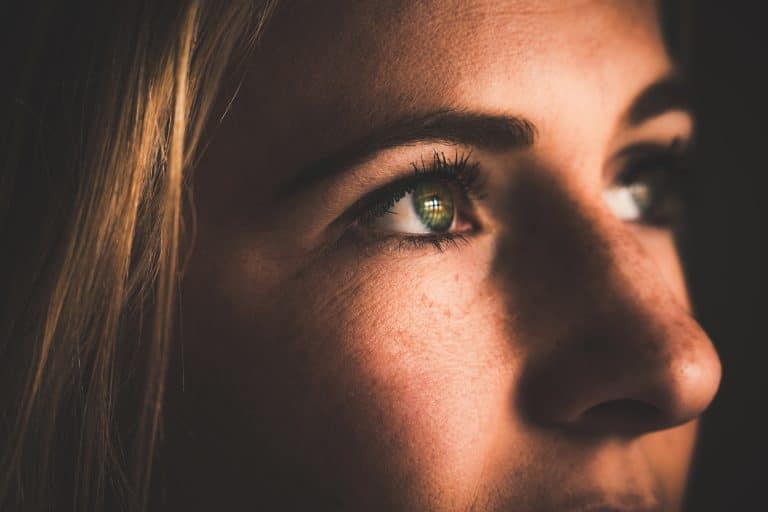 Les lentilles de contact représentent une pollution invisible, mais conséquente