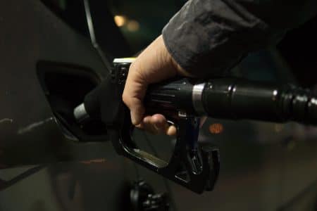 La prime à la conversion : est-elle suffisante face à la hausse des prix du carburant ? carburant