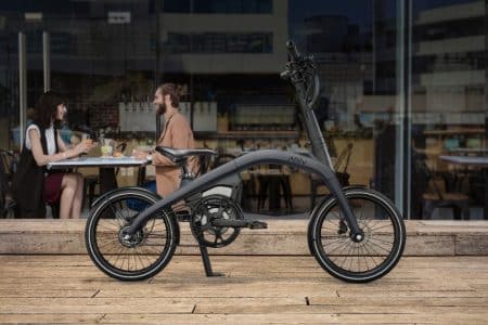 ARĪV Meld et Merge : General Motors voit son avenir en vert et lance deux vélos électriques