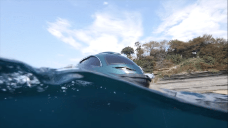 Royal Jet Capsule : un mini-yacht tout en finesse et futuriste