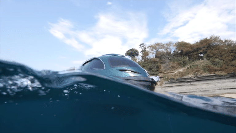 Royal Jet Capsule : un mini-yacht tout en finesse et futuriste