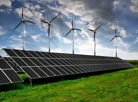 Les énergies solaire et éolienne gagnent du terrain, face à l’énergie nucléaire