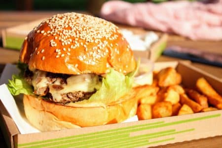 Tri des déchets : les entreprise de fast-food pointés du doigt par le gouvernement fast-food