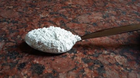 Le dioxyde de titane (E171) nuirait bien à l’appareil digestif de l’Homme