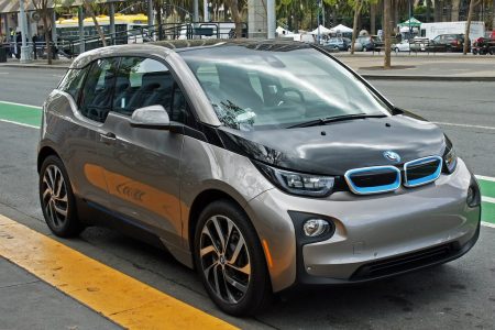 BMW jette l’éponge et stoppe la production de voitures électriques