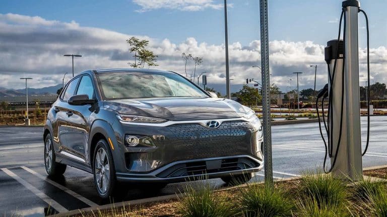 Malgré la chute du prix du pétrole, la voiture électrique voit ses ventes décoller