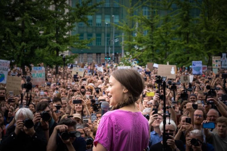 Greta Thunberg traversera l&rsquo;Atlantique en voilier