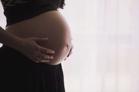 Un lien entre un taux élevé d’hormones pendant la grossesse et l’autisme ?
