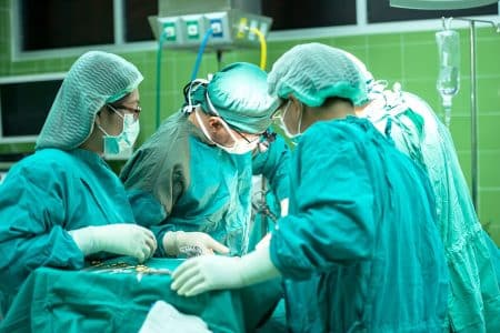 Des implants biodégradables à base de plante pour soigner la sclérose en plaques ?