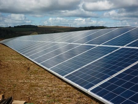 Cameroun : projet de construction de 2 centrales solaires photovoltaïques