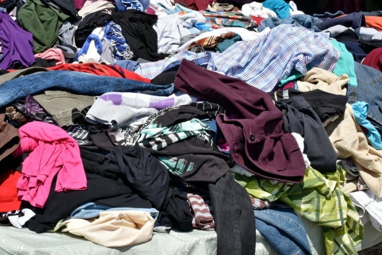 Des marques vestimentaires se lancent dans le recyclage