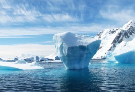 La fonte des glaces en Antarctique est-elle réellement liée au réchauffement climatique ?