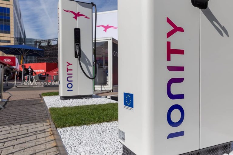 Voiture électrique : le réseau de recharge Ionity voit ses tarifs gonfler en 2020