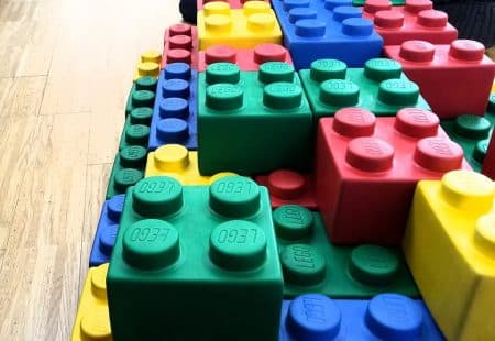 LEGO : dès 2030, 100 % de ses briques seront fabriquées à base de canne à sucre
