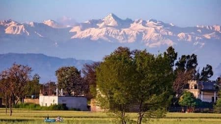 Pour la première fois en 30 ans, l’Himalaya est visible à 200 kilomètres Pour la première fois en 30 ans, l'Himalaya est visible à 200 kilomètres