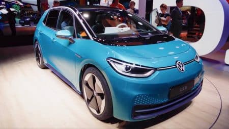 Volkswagen ID.1 : une minuscule citadine à 20 000 euros et 100 % électrique pour 2021 !