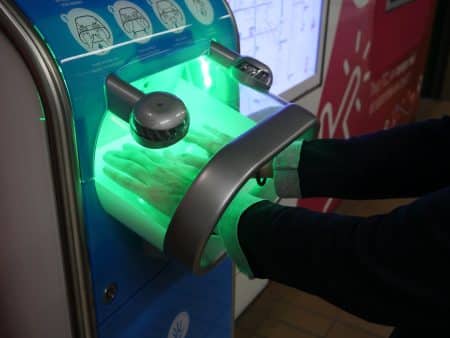 Lyon adopte les distributeurs automatiques de gels désinfectants pour l’après COVID-19