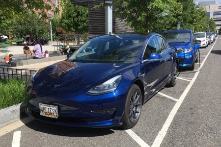 Tesla prépare une nouvelle voiture plus abordable que la Model 3, dixit Elon Musk son patron