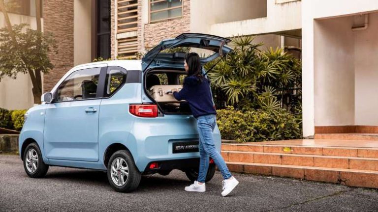Inde : il fabrique sa propre voiture électrique avec moins de 5 000 euros !