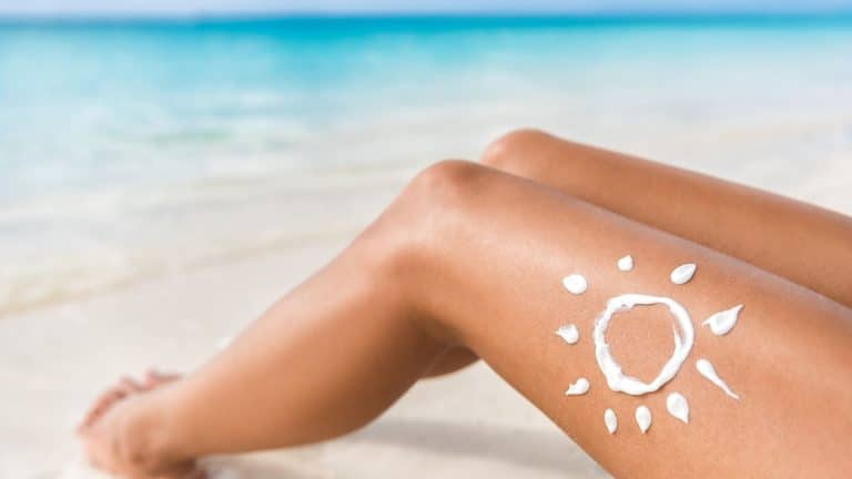 La Thaïlande interdit l&rsquo;utilisation de certaines crèmes solaires