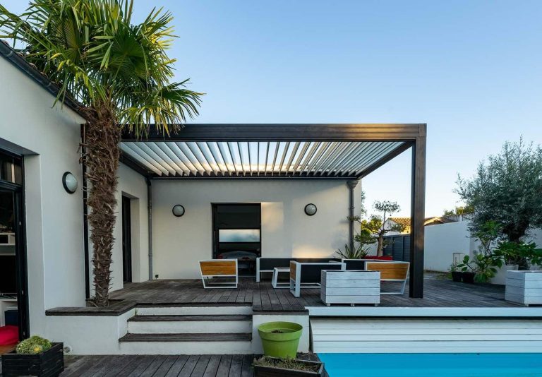 Quel intérêt d’installer une pergola bioclimatique chez soi ?