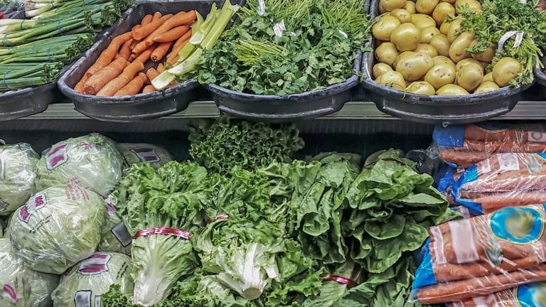 Fin des emballages plastiques pour les fruits et légumes